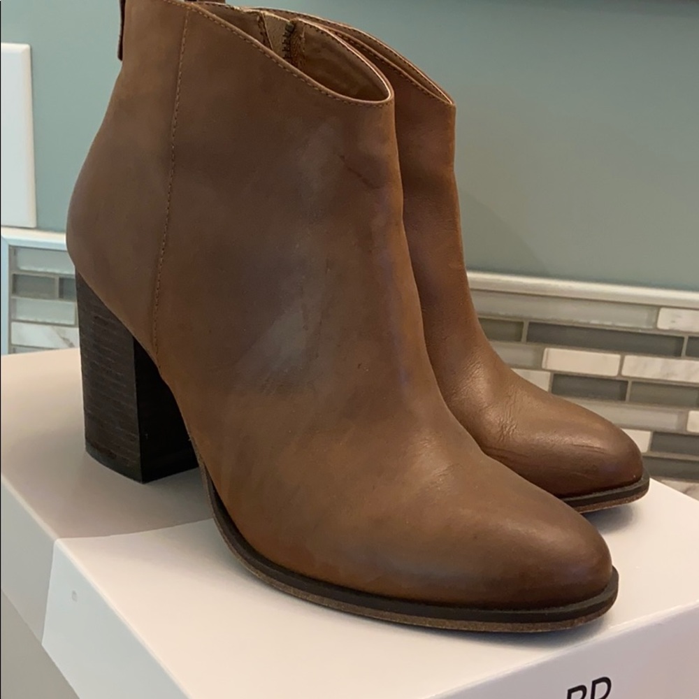 BP. Lea Cognac Oiled Leather Bootie